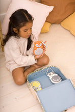 Load image into Gallery viewer, Cloud B Sweet Dreamz Travel Night Light &amp; Sound  Fox