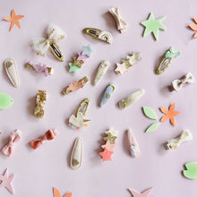 Load image into Gallery viewer, Glitter Dinosaur Bar Clips