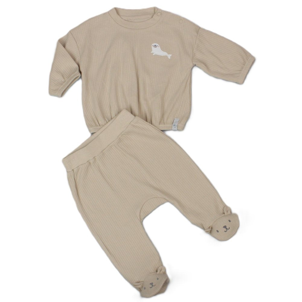 Beige Ribbed Seal Outfit
