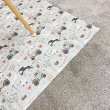 Load image into Gallery viewer, Children’s Splash Mat | Farm Animals Print | Table Cloth
