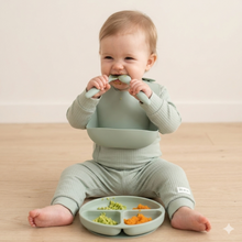 Load image into Gallery viewer, Green Ribbed Outfit and Dinner Set Gift Set