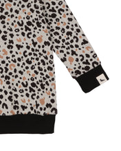 Load image into Gallery viewer, ANIMAL JACQUARD SWEATSHIRT